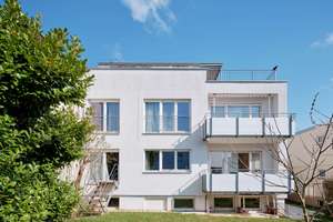 Modernes Familienhaus mit Panorama-Dachterrasse, Gartenidylle und Top-Lage im Stadtbezirk Mühlhausen – Die vollständige Adresse der Immobilie erhältst du vom Anbieter., 70437 Freiberg, Stuttgart – Vorschaubild 3