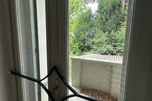 Zweistöckiges Einfamilienhaus mit sechs Zimmern – Frankfurt am Main – Vorschaubild 4