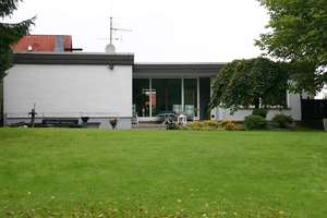 Stilvoller Flachdachbungalow mit Parkgrundstück – Großzügiges Wohnen in Bestlage von Sprockhövel – Jahnstraße 32, 45549 Sprockhövel – Vorschaubild 2