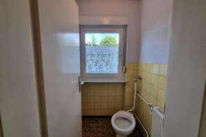 Erdgeschosswohnung sofort beziehbar! Gepflegtes Zweifam.-Haus mit Doppelgarage und Garten in ruhiger – Die vollständige Adresse der Immobilie erhältst du vom Anbieter., 97500 Ebelsbach – Vorschaubild 21