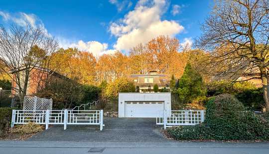 Bild von Traumlage in Boberg: Großes Ein-/ Zweifamilienhaus