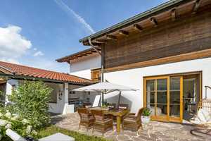Das Landhaus für die Familie! Rarität: Zweifamilienvilla mit zus. Appartement, Kachelofen & Wellness – Garmisch-Partenkirchen (Kreis) – Vorschaubild 38