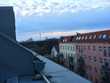 Sanierte 1,5-Zimmer-Dachgeschosswohnung mit Balkon und Einbauküche in Prenzlauer Berg, Berlin