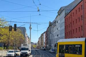Bezugsfreie Wohnung im Altbau mit Dielen nahe Rosenthaler Platz – Die vollständige Adresse der Immobilie erhältst du vom Anbieter., 10115 Mitte (Ortsteil), Berlin – Vorschaubild 1