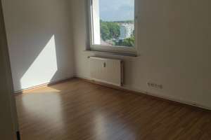 Schöne 3 Zimmer Wohnung in Salzgitter – 38226 Lebenstedt, Salzgitter – Vorschaubild 2