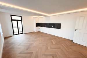 Perfekt für 2! + Erstbezug + Balkon + Parkett + Fußbodenheizung + Wanne & Dusche + LED-Licht