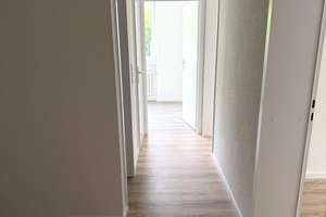 Langweilig war gestern. / Say goodbye to ordinary living. – Schleswiger Straße 2, 58089 Vorhalle, Hagen – Vorschaubild 6
