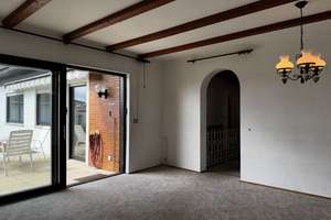 BUNGALOW – approx. 1389 ft² of living space, 5 room, 3 bed, 2 bath, WC, + garage – Die vollständige Adresse der Immobilie erhältst du vom Anbieter., 65343 Eltville am Rhein – Vorschaubild 3
