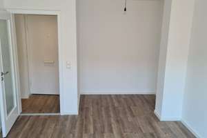 geräumiges, lichtdurchflutetes 1-Zi. Apartment - Harras/Sendling – Karwendelstraße 28a, 81369 Untersendling, München – Vorschaubild 1
