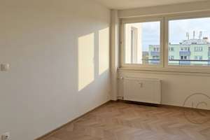 Helle frisch sanierte 3-Zimmer-Wohnung mit Balkon und praktischer Raumaufteilung – Die vollständige Adresse der Immobilie erhältst du vom Anbieter., 41179 Rheindahlen-Mitte, Mönchengladbach – Vorschaubild 6