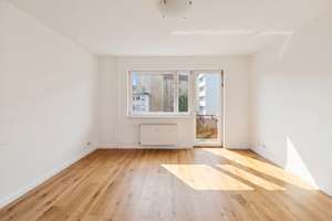 Modernes Wohnen am Savignyplatz mit Stellplatz – Die vollständige Adresse der Immobilie erhältst du vom Anbieter., 10623 Charlottenburg, Berlin – Vorschaubild 4