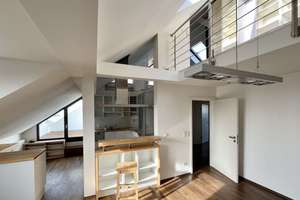 Exklusive Dachwohnung mit Terrasse und Traumblick - nahe Berger Straße