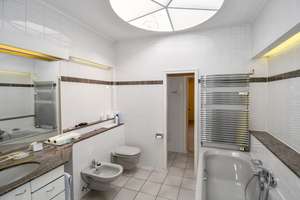 Braunsfeld Penthouse-Rarität am Stadtwald mit großer Dachterrasse – Die vollständige Adresse der Immobilie erhältst du vom Anbieter., 50933 Braunsfeld, Köln – Vorschaubild 11