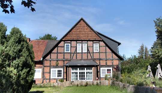 Bild von Fachwerkhaus mit 4-5 Wohneinheiten