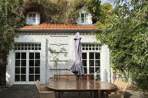 Historische Hofanlage als Einfamilienhaus mit großem Garten am Bickendorfer Kulturpfad