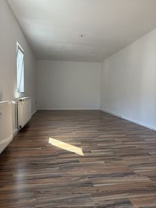Helle 60-m²-Wohnung mit offenem Wohnkonzept im ruhigen Hinterhaus