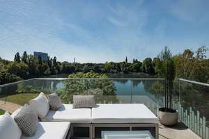 *Jetzt von endfälliger Zahlung profitieren!* 3-Zimmer-Neubau mit 2 Bädern direkt am See. – Am Albertussee 25, 40549 Heerdt, Düsseldorf – Vorschaubild 2