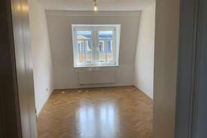 Helle Mansardwohnung mit Blick über Dresden in Elbnähe – Weimarische Str. 1, 1127 Pieschen-Süd, Dresden – Vorschaubild 13