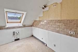 Helle 3-Zimmer-Dachgeschosswohnung mit Garage, Balkon und zusätzlichem Spitzboden  in Osterode – Die vollständige Adresse der Immobilie erhältst du vom Anbieter., 37520 Osterode am Harz – Vorschaubild 4