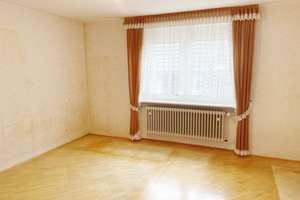 Ein- bis Zweifamilienhaus
mit Garage und Werkstatt
in Neu-Ulm/Reutti – Die vollständige Adresse der Immobilie erhältst du vom Anbieter., 89233 Neu-Ulm – Vorschaubild 12