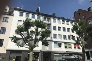 Helle, zentrumsnah gelegene Wohnung mit Balkon