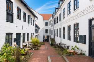 Wohn- und Geschäftshaus mit 24 Einheiten – Die vollständige Adresse der Immobilie erhältst du vom Anbieter., 24939 Nordertor, Flensburg – Vorschaubild 1