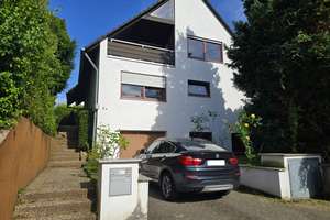 Großzügige 4-Zimmer-Dachgeschosswohnung mit Balkon und Gartennutzung in Koblenz-Asterstein