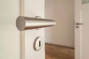 Charmante 2-Zimmer Altbauwohnung – Die vollständige Adresse der Immobilie erhältst du vom Anbieter., 1139 Trachau, Dresden – Vorschaubild 1