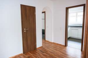 Ruhige - helle - 3,5 Zimmer Wohnung - 2 Balkone - EBK - Keller und kleine TG  – Die vollständige Adresse der Immobilie erhältst du vom Anbieter., 22159 Farmsen-Berne, Hamburg – Vorschaubild 11