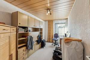 Gepflegtes RMH, ideal für eine Familie mit Terrasse, Balkon, Garage in Nürnberg-Reichelsdorf – Die vollständige Adresse der Immobilie erhältst du vom Anbieter., 90453 Reichelsdorf, Nürnberg – Vorschaubild 8