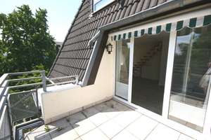 Junkersdorf - Helle DG-Maisonette - Dachterrasse - EBK - Gartennutzung - frei ab 01.09.2026 – Sterrenhofweg 8a, 50858 Junkersdorf, Köln – Vorschaubild 3