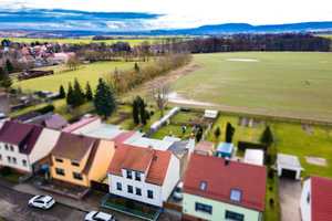 Einfamilienhaus für die Familie mit Garten und Nebengelass – Waldstraße 21, 99887 Gotha (Kreis) – Vorschaubild 1