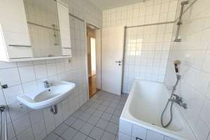 Ein Zuhause mit Perspektive - Gepflegtes Zweifamilienhaus in Ergolding – Die vollständige Adresse der Immobilie erhältst du vom Anbieter., 84030 Ergolding – Vorschaubild 13
