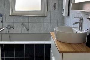 Wohnen mit Charakter: Modernisierte, lichtdurchflutete Vier-Zimmer-Wohnung in Altdorf – Jusistraße 4, 72655 Altdorf – Vorschaubild 13