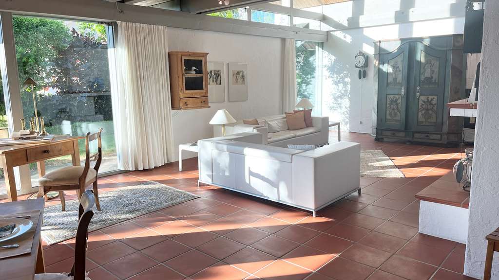 Immobilie in Moos - Erweitern Sie Ihr Seevermögen: stilvolles Architektenhaus in exklusiver Lage auf Tuchfühlung mit d - Bild 4