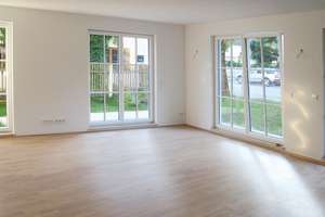 137 m² auf 2 Ebenen - Helle, sonnige Wohnung im Grünen  -  renovierungsbedürftig