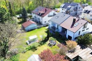 Sofort bezugsfrei: Doppelhaushälfte mit 2 Wohneinheiten und ruhigem 800qm-Traumgrundstück! – Die vollständige Adresse der Immobilie erhältst du vom Anbieter., 81549 Südgiesing, München – Vorschaubild 3