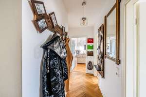 Oberkassel Rheinnähe: Top-Level, 5 Räume, Kamin, Stellplatz – Die vollständige Adresse der Immobilie erhältst du vom Anbieter., 40549 Oberkassel, Düsseldorf – Vorschaubild 3