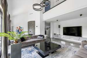 Architektenvilla mit Wellness, Design & Technik – luxuriös modernisiertes Anwesen im Rheingau-Taunus – Die vollständige Adresse der Immobilie erhältst du vom Anbieter., 65232 Taunusstein – Vorschaubild 7