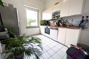 Schöne Altbauwohnung mit 3 Zimmern in zentraler Lage – ab 01.08. bezugsfrei – Bismarckstraße 83, 41061 Mönchengladbach – Vorschaubild 4