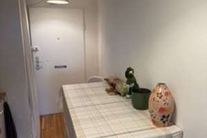 Parkstadt / Bogenhausen:  WG-geeignete 2 -Zimmer Wohnung mit Loggia und traumhafter Aussicht – Buschingstr. 69, 81677 Parkstadt, München – Vorschaubild 5