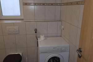 Anfragen nur per E-Mail. Sehr moderne und zentral gelegene 2 Zi.-Wohnung mit EBK. – Hafenstr. 195, 27568 Lehe, Bremerhaven – Vorschaubild 13