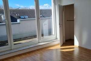 Schönes, ruhig gelegenes Reihenmittelhaus (Energiekl. B), 4 Zi, 2 Bäder, Garage, 200m zum U-Bahnhof – Die vollständige Adresse der Immobilie erhältst du vom Anbieter., 40489 Wittlaer, Düsseldorf – Vorschaubild 10