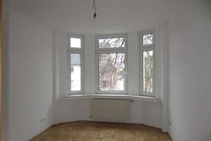 Achtung! Helle, großzügige Stadtvilla-Wohnung in zentraler Lage – Hattinger Str.  344, 44795 Weitmar-Mitte, Bochum – Vorschaubild 3