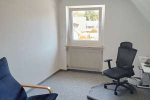 Wohnen mit Charakter: Doppelhaushälfte in Erlangen-Alterlangen – Die vollständige Adresse der Immobilie erhältst du vom Anbieter., 91054 Steinforst, Erlangen – Vorschaubild 18