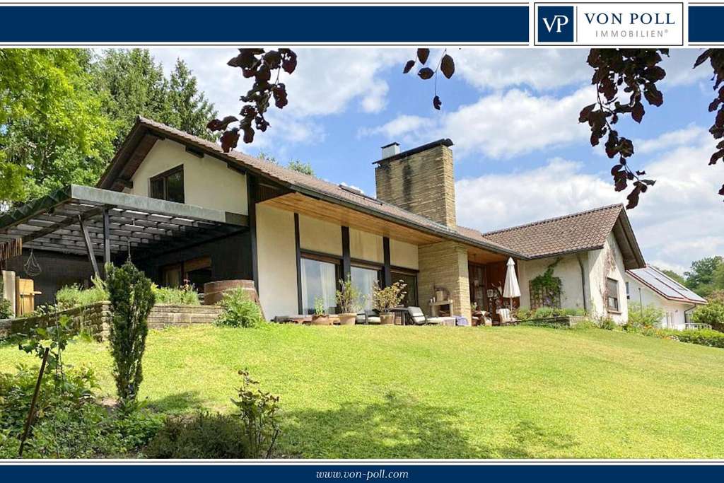 Immobilie in Sulzfeld - Anwesen auf großzügigem Grundstück in Sulzfeld - Bild 0