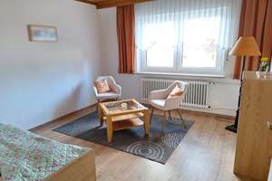 Freiwerdendes Zweifamilienhaus mit Garage in Toplage am Feldrand – Die vollständige Adresse der Immobilie erhältst du vom Anbieter., 90455 Kornburg, Worzeldorf, Nürnberg – Vorschaubild 17