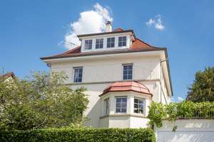 Großzügige Familienoase in bester Wohnlage – Die vollständige Adresse der Immobilie erhältst du vom Anbieter., 70184 Gänsheide, Stuttgart – Vorschaubild 2
