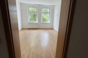 Frisch renovierte 2-ZKB mit Balkon und Fensterbad mit Eckwanne und Dusche – Helmstedter Straße 27, 39112 Sudenburg, Magdeburg – Vorschaubild 10