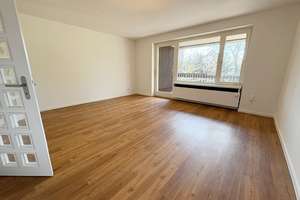 Zum Wohlfühlen! Viel Platz & Komfort & Einbauküche, neue Ausstattung! 6 Zimmer, 2 Balkone, 2 Bäder – Goltsteinstr. 95, 50968 Bayenthal, Köln – Vorschaubild 8